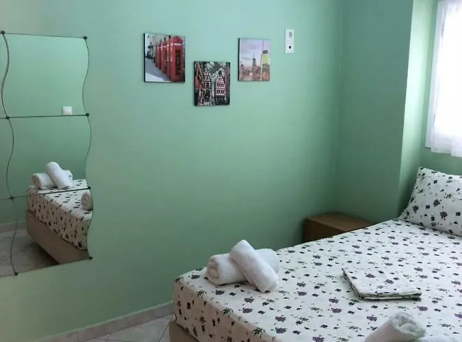 Nyaraló Artemis *